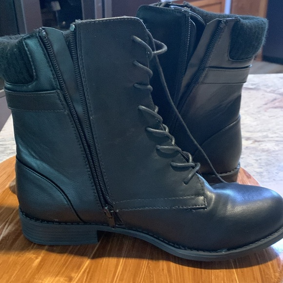 New Bamboo Black Lace up boots with zipper size 10 - Picture 10 of 10